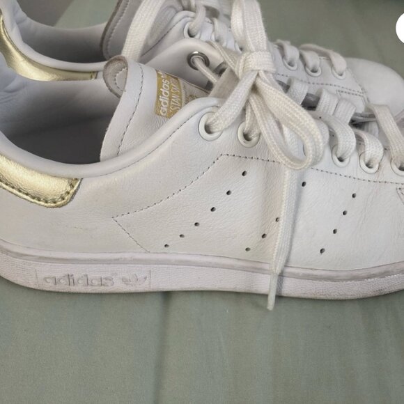 Adidas Women's Stan Smith Tennis Shoes Low Top White Gold Finish Size 7.5 - Picture 9 of 9